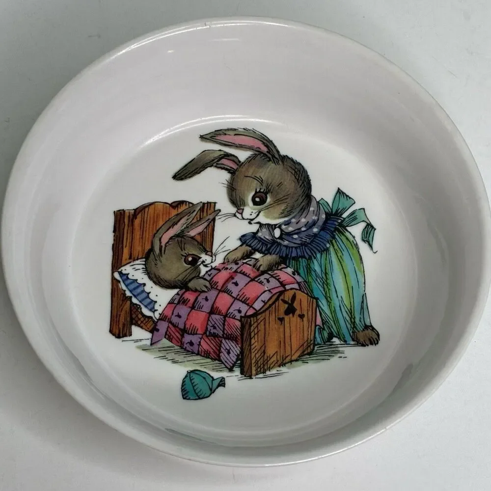 Vintage Oneida 1980's Peter Rabbit Melamine Children’s Dishes 3 Piece Set